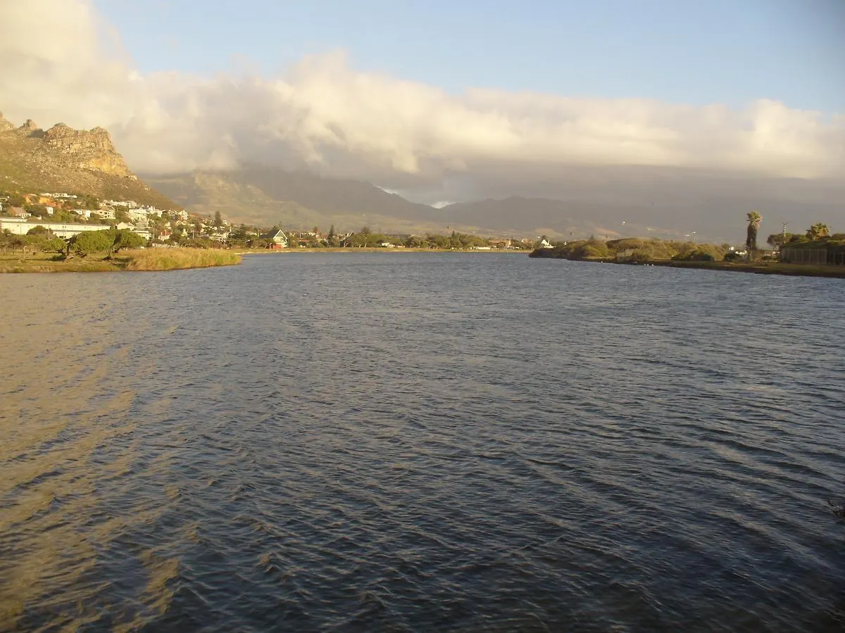 Apartment Ferienwohnung Royal At Sea Muizenberg Südafrika