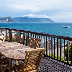 Boulders House Simonʼs Town